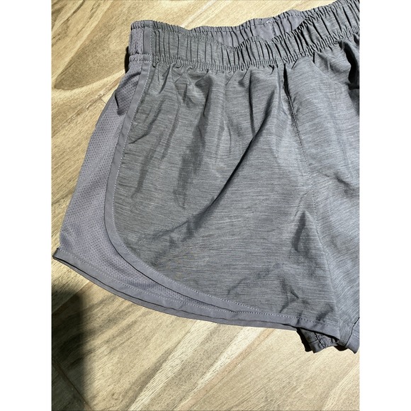 NIKE Grey Mesh Tempo Dri-Fit Active Workout Lined Running Gym Shorts Size Small - Picture 2 of 6